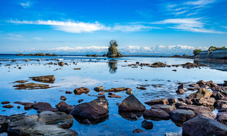 Hidden gems and unique local experiences in Toyama Bay