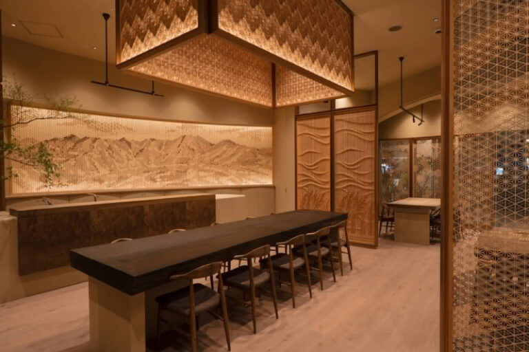 Experience Kumiko at this craft gallery steps away from Toyama Station